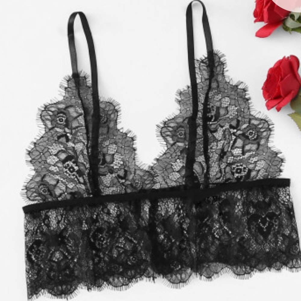 🖤 lace bralette🖤
